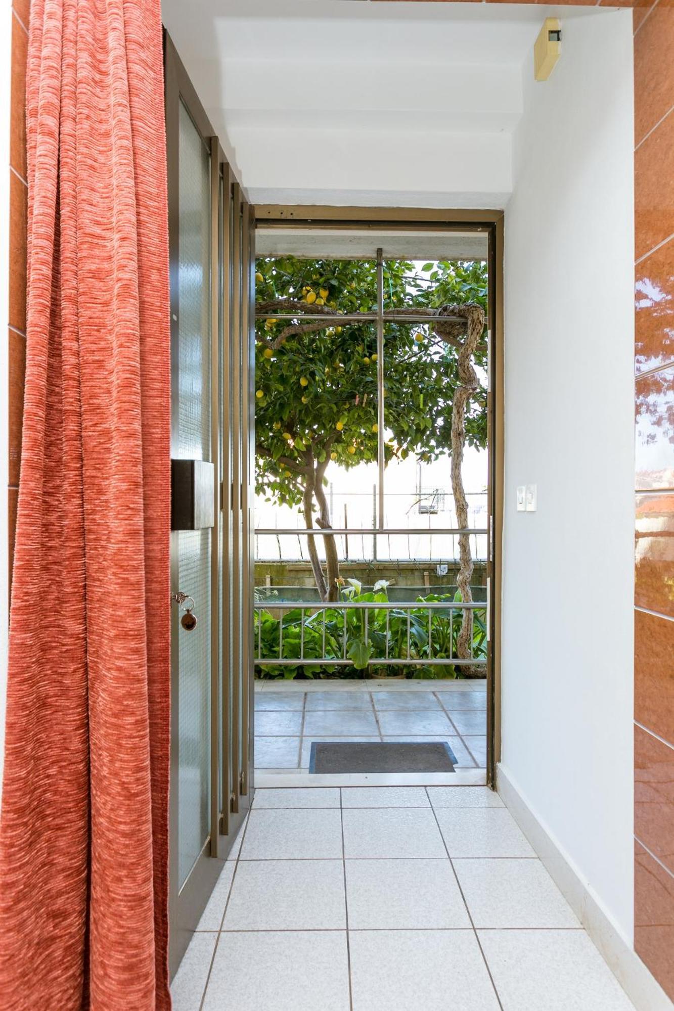 Seaside Apartments With A Swimming Pool Okrug Gornji, Ciovo - 11374 Trogir Exterior photo